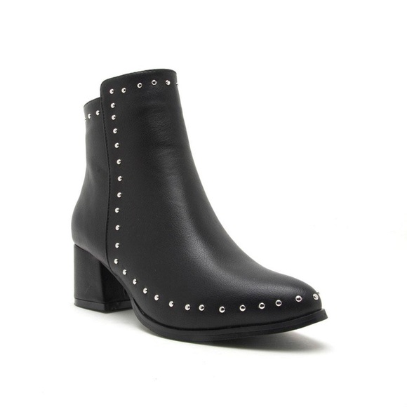 ❤️ Black studded leather block heel booties 1 LEFT - Picture 4 of 8